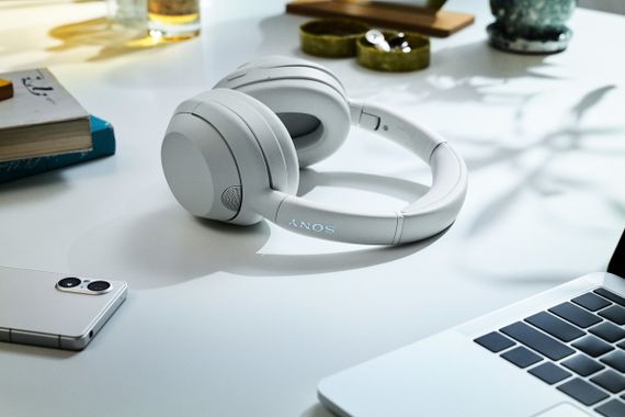 Навушники Over-ear Sony ULT WEAR BT 5.2 WHULT900NW.CE7 | Зображення 1