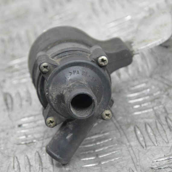 Водяний насос Mercedes Vito W202 W210 W903 W904 1993-2015 Помпа водяна Мерседес 0018351364 | Зображення 1