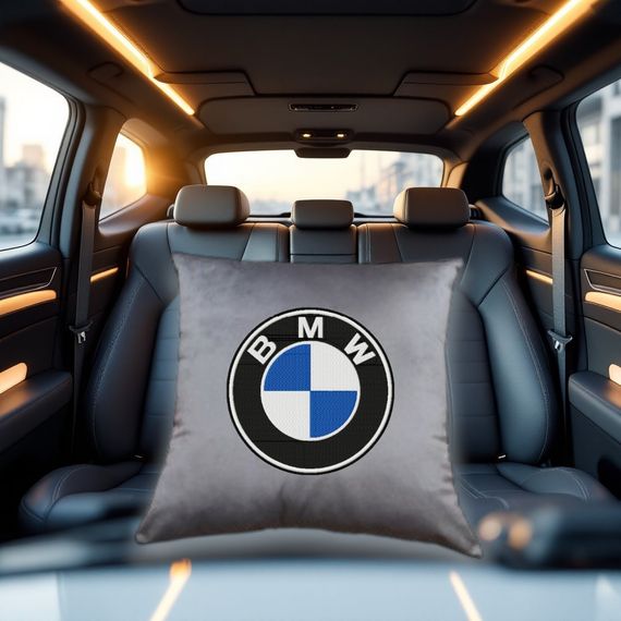 Авто Подушка з вишивкою логотипу марки бмв BMW сірий автомобілісту 00454
