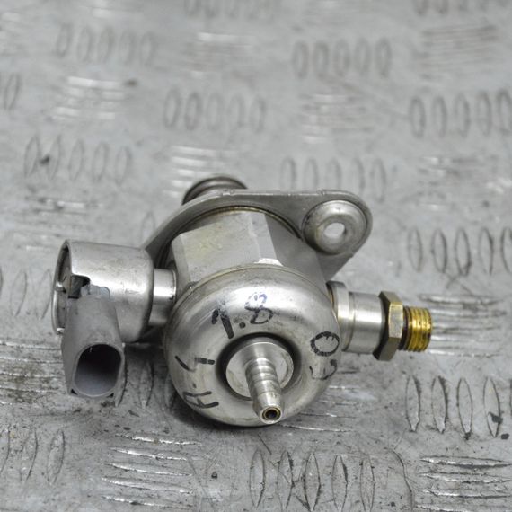 ПНВТ 1.8 / 2.0 TFSI Audi A3 A4 A5 Q3 TT 2004-2018 Паливний насос високого тиску Ауді 06H127025M | Зображення 1