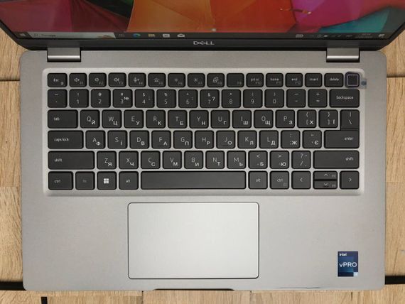 Ультрабук Dell Latitude 5430 / 14" (1920x1080) IPS / Intel Core i5-1245U (10 (12) ядер по 1.6 - 4.4 GHz) / 16 GB DDR4 / 256 GB SSD M.2 / Intel Iris Xe Graphics / WebCam / Fingerprint / USB 3.2 / HDMI / Windows 10 б/в | Зображення 6