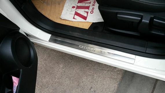 Накладки на пороги (Omsa, 4 шт, нерж.) для Nissan Qashqai 2007-2010 рр | Зображення 1