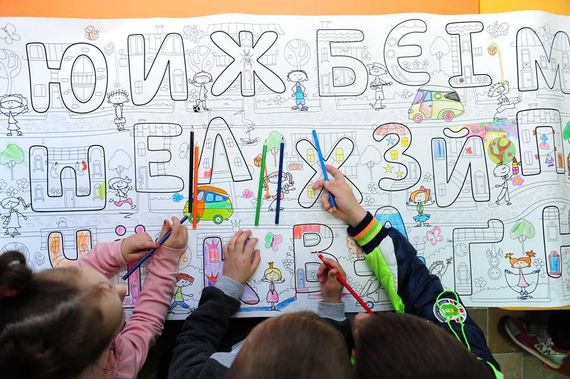 Шпалери-розмальовки Принцеси в рамочках 60*100 C-100023 | Зображення 6