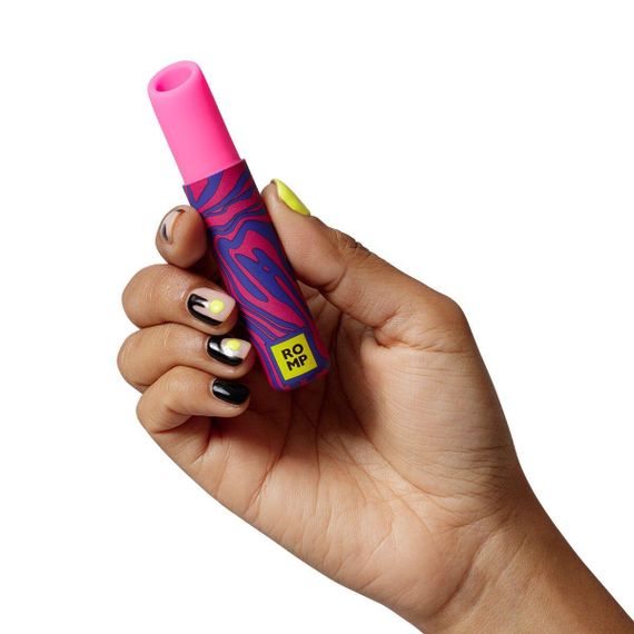 Вакуумний кліторальний стимулятор-помада Romp Lipstick, 7 рівнів інтенсивності Sex Aura | Зображення 1