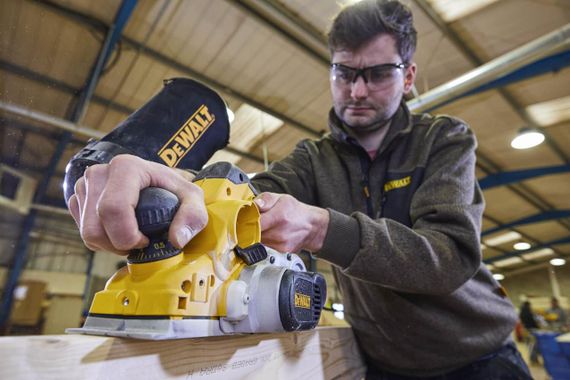 Рубанок сетевой 1050Вт DeWALT D26500 | Зображення 1