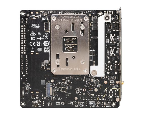 Материнcька плата MSI MPG B650I EDGE WIFI sAM5 B650 2xDDR5 M.2 HDMI WiFi BT mITX 911-7D73-008 | Зображення 3