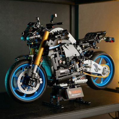 Конструктор LEGO Technic Yamaha MT-10 SP 1478 деталей (42159) | Зображення 6