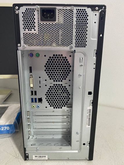 Комплект ПК: комп'ютер Fujitsu Esprimo P558 E85 Tower / Intel Core i3-8100 (4 ядра по 3.6 GHz) / 8 GB DDR4 / 240 GB SSD + 500 GB HDD / Intel UHD Graphics 630 + Монітор Б-клас Acer B246HL / 24" (1920x1080) TN + Клавіатура, мишка, кабелі б/в | Зображення 2