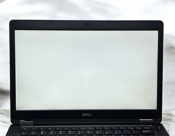 Ультрабук Б-класс Dell Latitude 5480 / 14" TN / Intel Core i5-7300U (2(4) ядра по 2.6-3.5GHz) / 8GB DDR4 / 256GB SSD / HD Graphics 620 б/у | Зображення 1