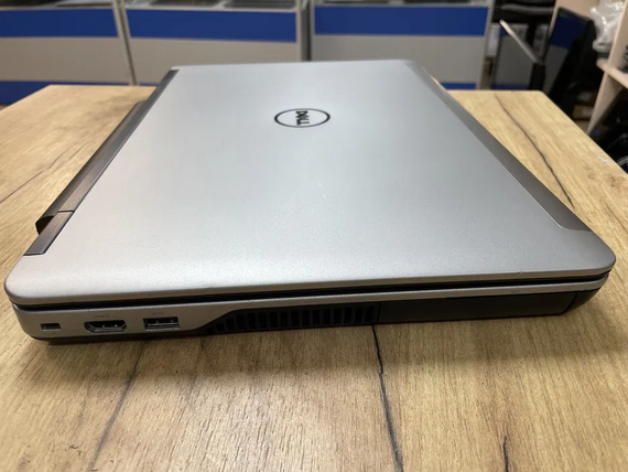 Ноутбук Dell Precision m2800 15.611 FHD core i5 4210M/8gb/240SSD/Radeon W4170M | Зображення 5
