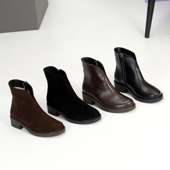 Практичні універсальні шоколадні зимові замшеві черевики низький хід | Зображення 8