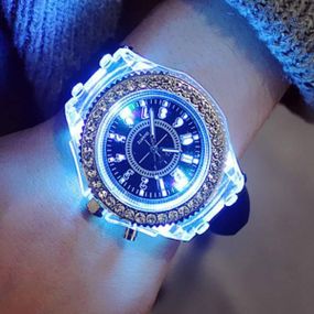 Часы женские Geneva Lighter