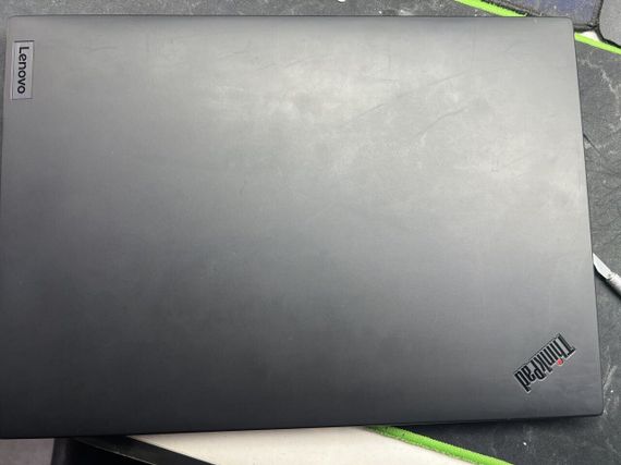 Игровой ноутбук Б-класс Lenovo ThinkPad P1 Gen 4 / 16" (2560x1600) IPS / Intel Core i7-11850H (8 (16) ядер по 2.1 - 4.8 GHz) / 32 GB DDR4 / 960 GB SSD / nVidia GeForce RTX 3080, 16 GB GDDR6, 256-bit / WebCam б/у + Подарок Беспроводная мышь HOCO GM28 | Зображення 6