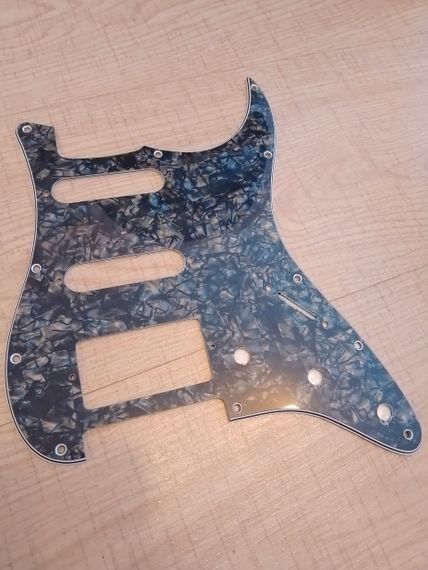 Пікгард HSS для електрогітари Fender Cort Ymaha Stratocaster черепаха