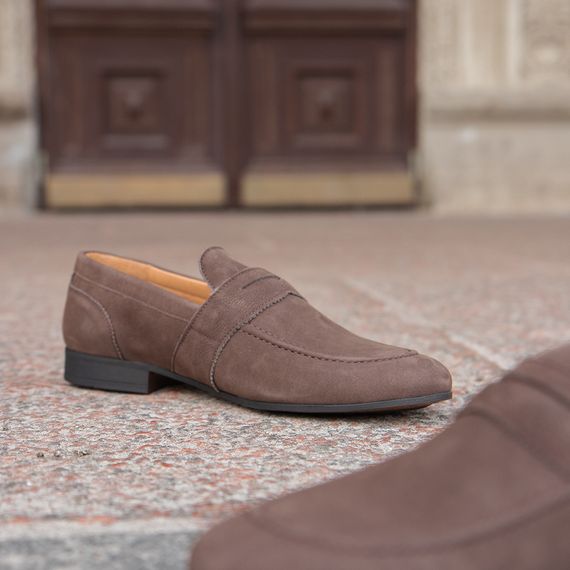 Песочно-коричневые мужские лоферы 40 размер | Зображення 2