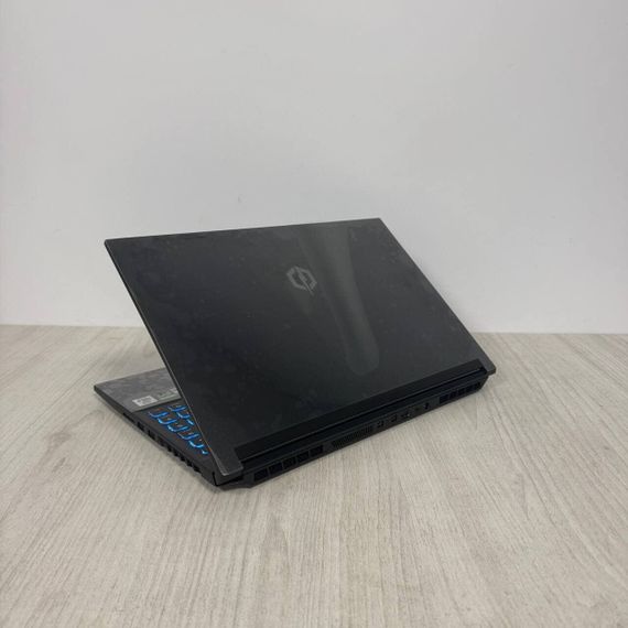 Ігровий ноутбук CyberPower Tracer IV GK5MR00 / 15,6" (1920x1080) IPS / Intel Core i5-10300H (4 (8) ядра по 2,5 - 4,5 ГГц) / 16 ГБ DDR4 / 512 ГБ SSD M.2 / nVidia GeForce RTX 2060, 6 ГБ GDDR6, 192-біт / Веб-камера б/в | Зображення 6