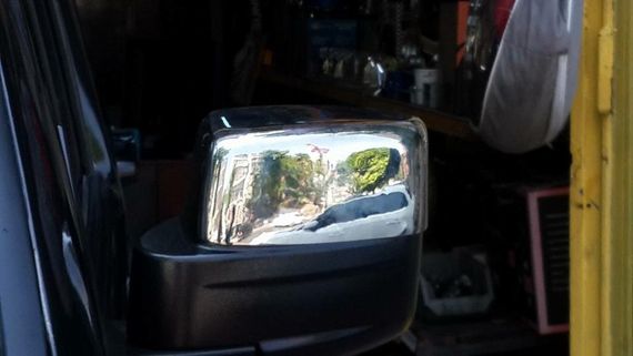 Накладки на дзеркала (2 шт., нерж.) для Jeep Cherokee/Liberty 2007-2013рр | Зображення 1