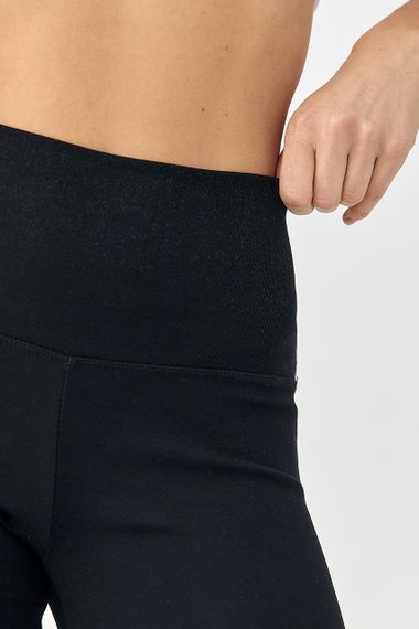 Жіночі лосини-кльош Bershka - чорний цвет, S (є розміри) | Зображення 3