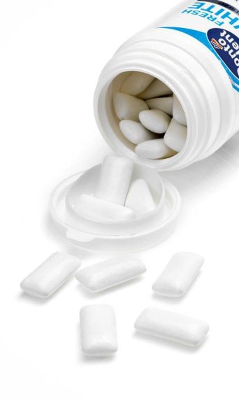 Dontodent Жевательная резинка для ухода за зубами со вкусом мяты, без сахара, 50 шт. | Зображення 1