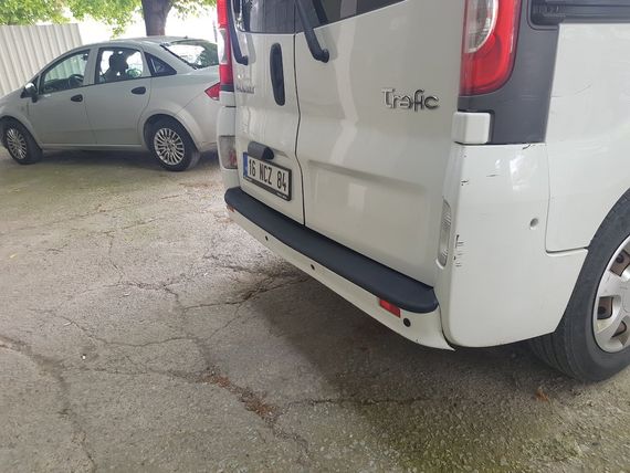 Накладка на задній бампер EuroCap (ABS) для Opel Vivaro 2001-2015 рр | Зображення 3