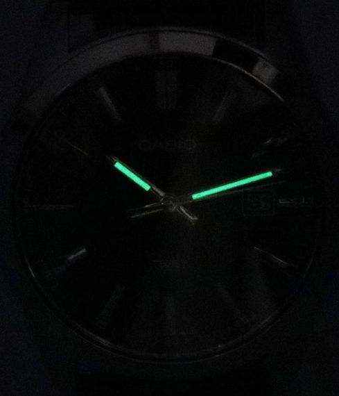 Годинник чоловічий Casio MTP-VD03D-2A2UDF | Зображення 2