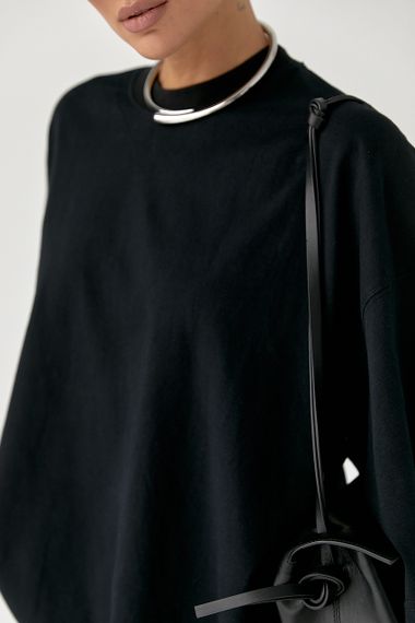 Жіноча футболка оверсайз із декоративним швом на спині - чорний цвет, ONE SIZE (є розміри) | Зображення 3