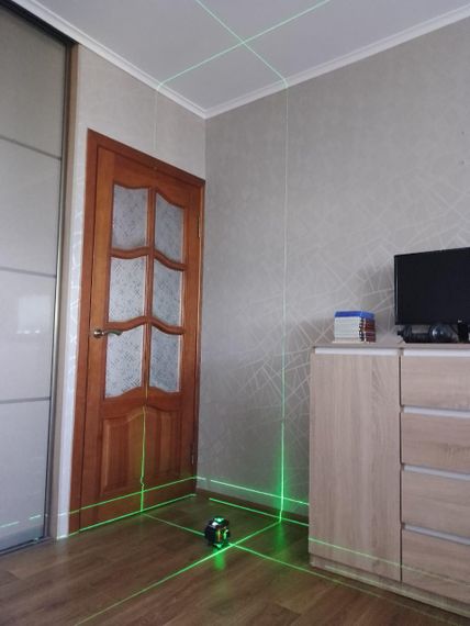 Професійний лазерний рівень "Технопромінь" 4D із зеленими лініями | Зображення 6