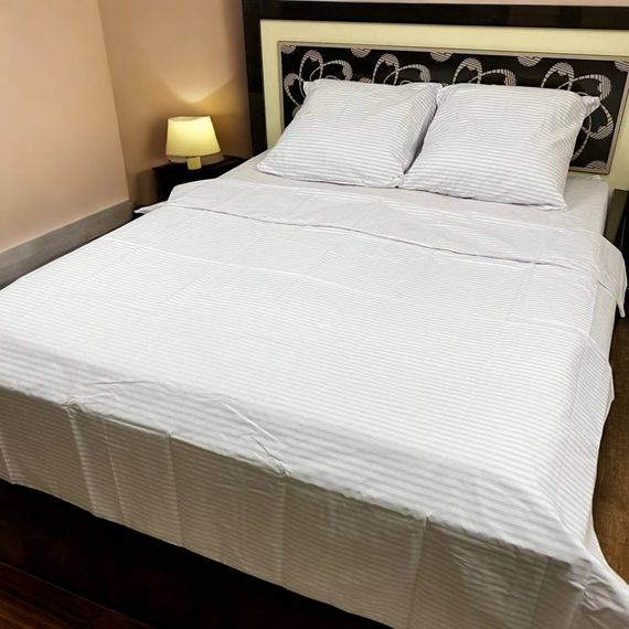 Комплект постільної білизни полуторний MakSon Elegant White, страйп-сатин, 100% бавовна (012-1145210С) | Зображення 2