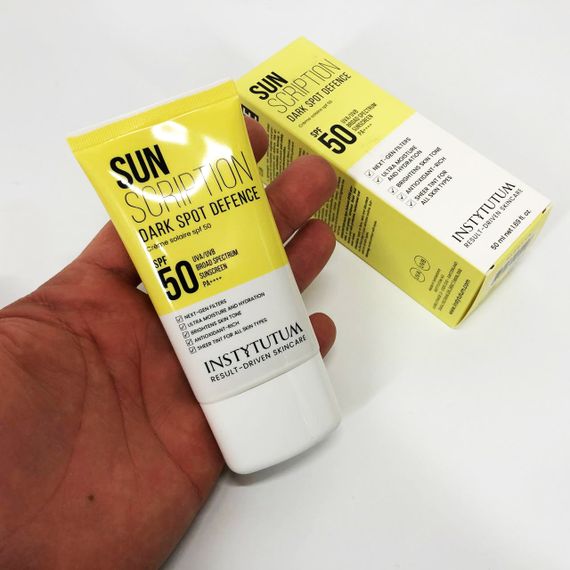 Сонцезахисний крем із освітлювальним ефектом Instytutum Sunscription Dark Spot Defence SPF 50, 50 мл | Зображення 1