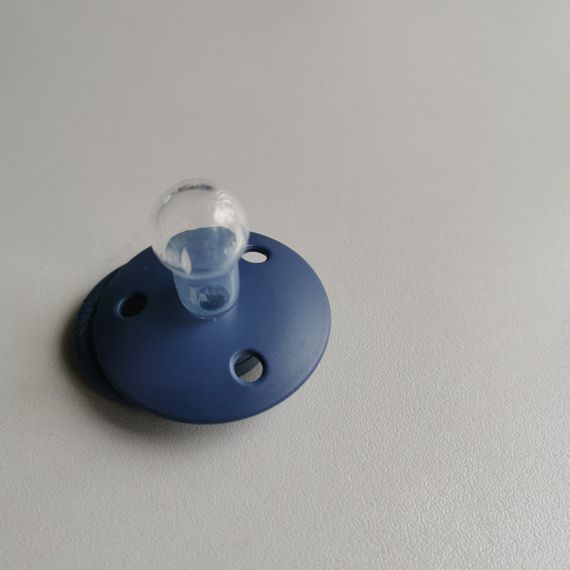 Соска пустушка Bibs De Lux Silicone Steel Blue 0-36 міс силіконова | Зображення 3