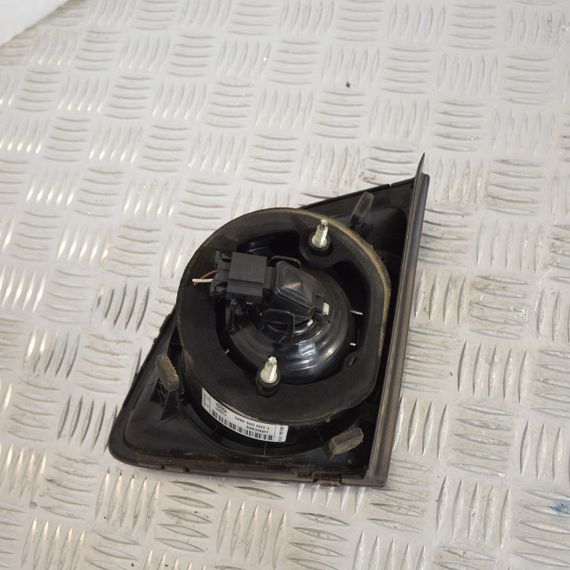 Ліхтар задній лівий внутрішній Volkswagen Golf Plus 2005-2009 Фара стоп багажника ліва Фольксваген 5M0945093J | Зображення 1