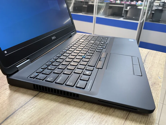 Ноутбук DELL Latitude 5570 15.6 core i5 6440HQ/16gb/256Gb SSD/Radeon R7 M370 | Зображення 2