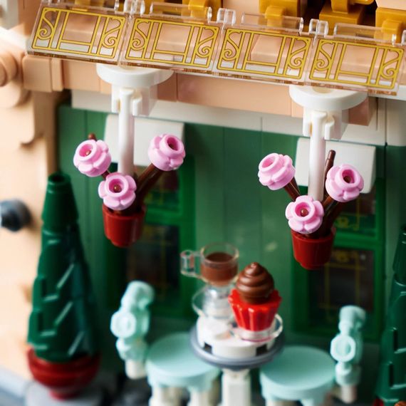 Конструктор LEGO Icons Французька кав&#039;ярня 10362 | Зображення 5