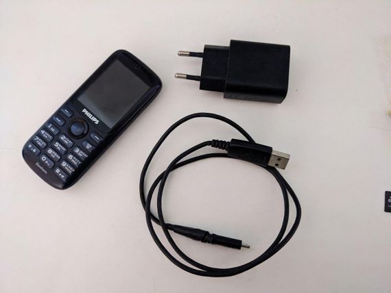 Кнопковий телефон Philips Xenium X1510 бу | Зображення 6