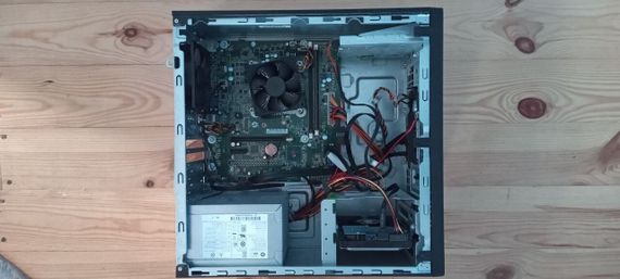 ПК HP 280 G2 Tower / Intel Core i3-6100 (2 (4) ядра по 3.7 GHz) / 4 GB DDR4 / 500 GB HDD / Intel HD Graphics 530 / DVD-RW б/в | Зображення 3