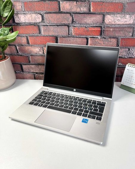 Ультрабук HP ProBook 430 G8 / 13.3" (1920x1080) TN / Intel Core i3-1115G4 (2 (4) ядра по 4.1 GHz) / 8 GB DDR4 / 256 GB SSD / Intel UHD Graphics / WebCam б/у | Зображення 5