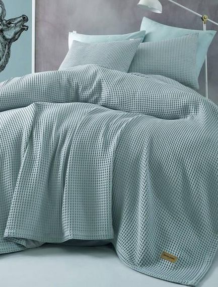 Простынь (240х260см) с наволочками (50х70см) Marie Claire Gri Вафельные