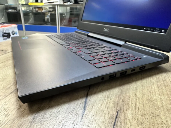 Ноутбук Dell G5 15 5587 15.6" FHD i5 8300H/16gb/256Gb SSD/1060 Max-Q 6Gb  Б/У | Зображення 4