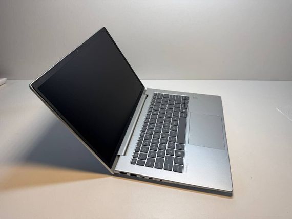 Ноутбук Б-клас HP EliteBook 6 G1a 14 / 14" (1920x1200) IPS / AMD Ryzen 5 Pro 230 (6 (12) ядер по 3.5 - 4.9 GHz) / 16 GB DDR5 / 256 GB SSD / AMD Radeon 760M Graphics / WebCam | Зображення 3