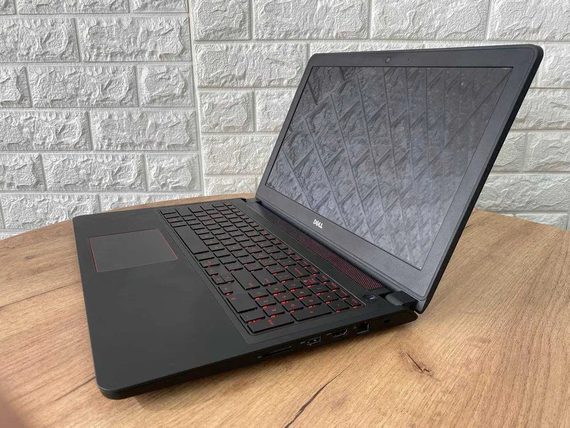 Ноутбук Dell Inspiron 5577/15.6"FHD/i5 7300HQ/8Gb/SSD256Gb/NVidia GTX1050-4Gb | Зображення 3