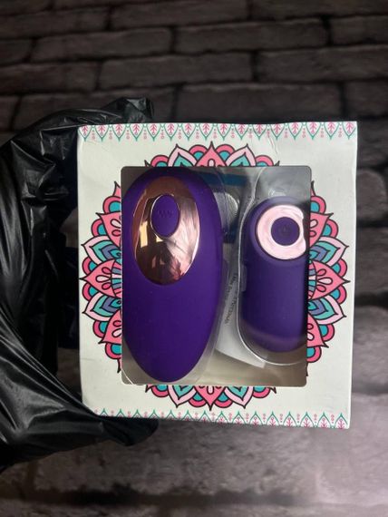 НОВИНКА Вібратор в трусики для вагінальної стимуляції та клітора з дистанційним керуванням фіолетове | Зображення 4