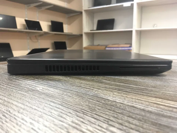 Ноутбук Dell Latitude E5570 15.6  FHD,IPS/i5-6300U/8Gb/SSD256 | Зображення 3