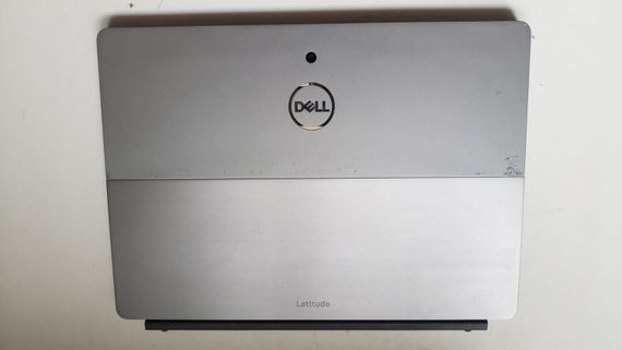Нетбук-трансформер Dell Latitude 7210 2-in-1 / 12.3" (1920x1080) IPS Touch / Intel Core i5-10310U (4 (8) ядра по 1.7 - 4.4 GHz) / 8 GB DDR3 / 256 GB SSD / Intel UHD Graphics / WebCam / Чехол б/у | Зображення 7