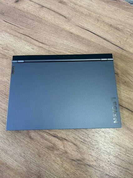 Ноутбук  Lenovo Legion 7 15.6" 144Hz i7 10750H 16Gb SSD 512Gb RTX 2070 MaxQ Б/В | Зображення 5