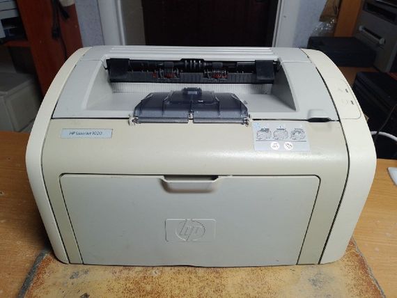 Принтер Лазерний HP LaserJet 1020 / монохромний друк / 600x600 dpi / A4 / 14 стор / хв / USB 2.0 б/в | Зображення 1