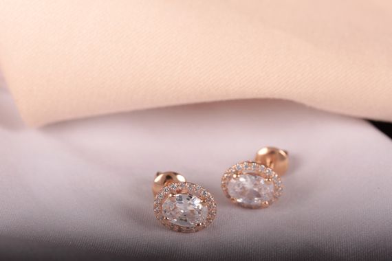 Сережки гвоздики из красного золота | Зображення 5