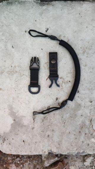 Тренчик-карабін шнур страхувальний кручений шнур спіральний паракорд оптом в наявності 4 кольорів MS | Зображення 3