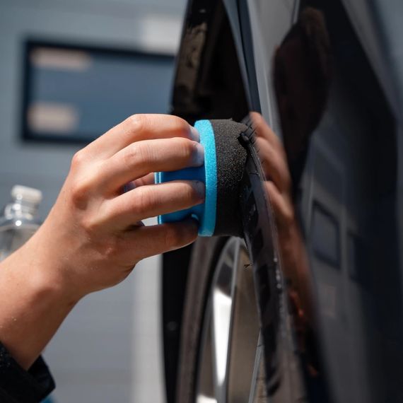 Губка-аплікатор K2 Tyre Аpplicator для полірування шин D 8 см (K720) | Зображення 1