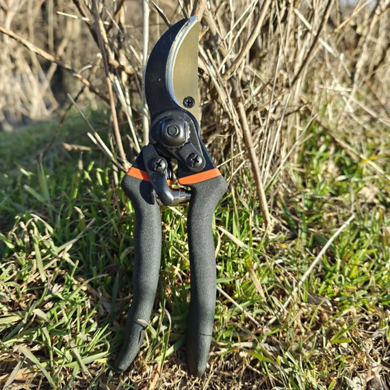 Професійний садовий секатор Pruner, для обрізання рослин з лезами зі сталі SK-5 та амортизатором | Зображення 8