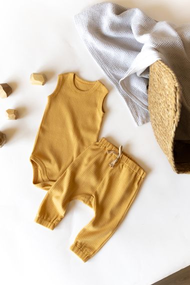Дитячий комплект для малюка боді майка та штанці, інтерлок рубчик, гірчиця | Зображення 1